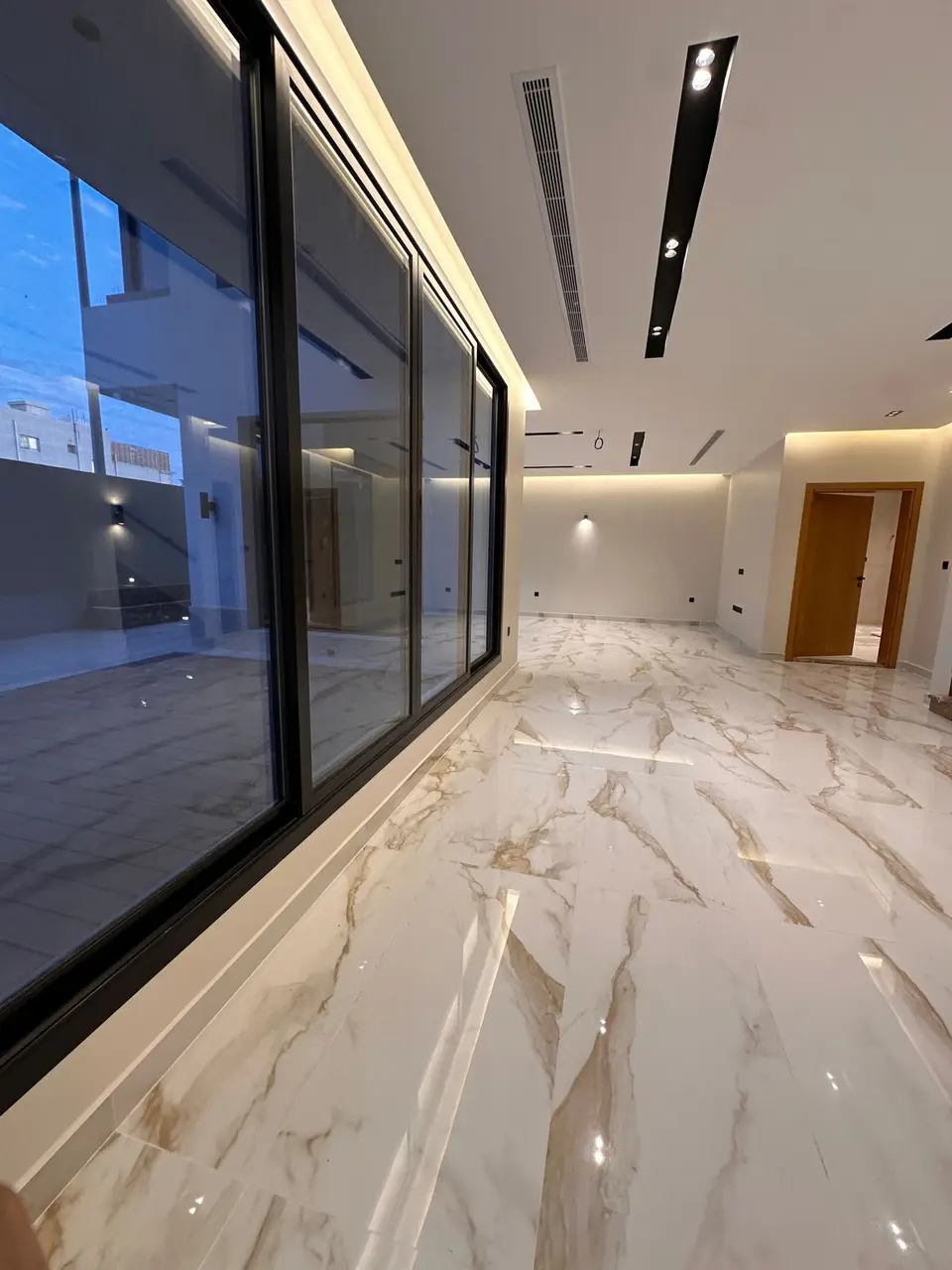 Residential Villa with Courtyard, a residential project by BRU CO. in Jeddah, image 3