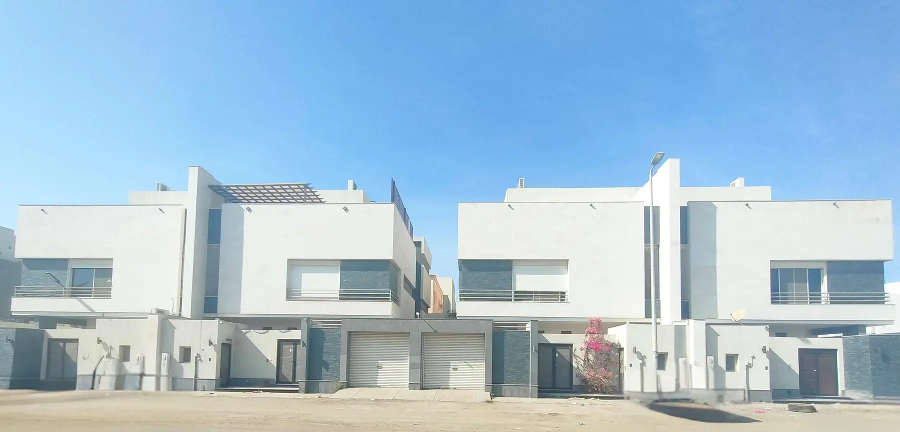 16 Contemporary Villas, a residential project by BRU CO. in Jeddah