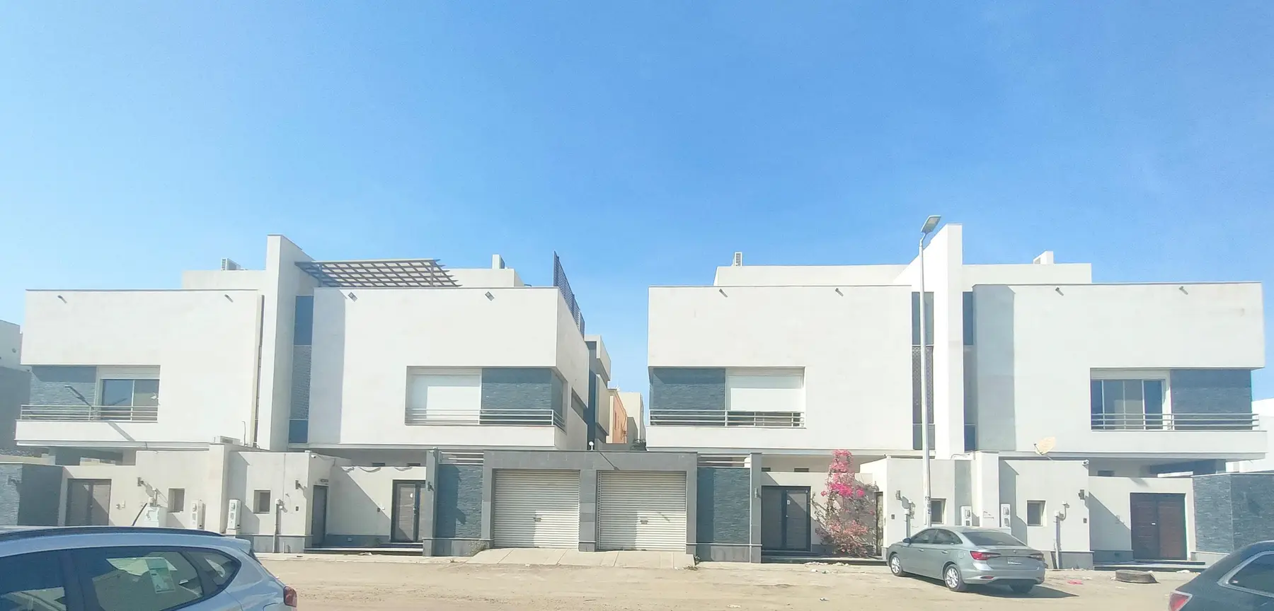 16 Contemporary Villas, a residential project by BRU CO. in Jeddah, image 3