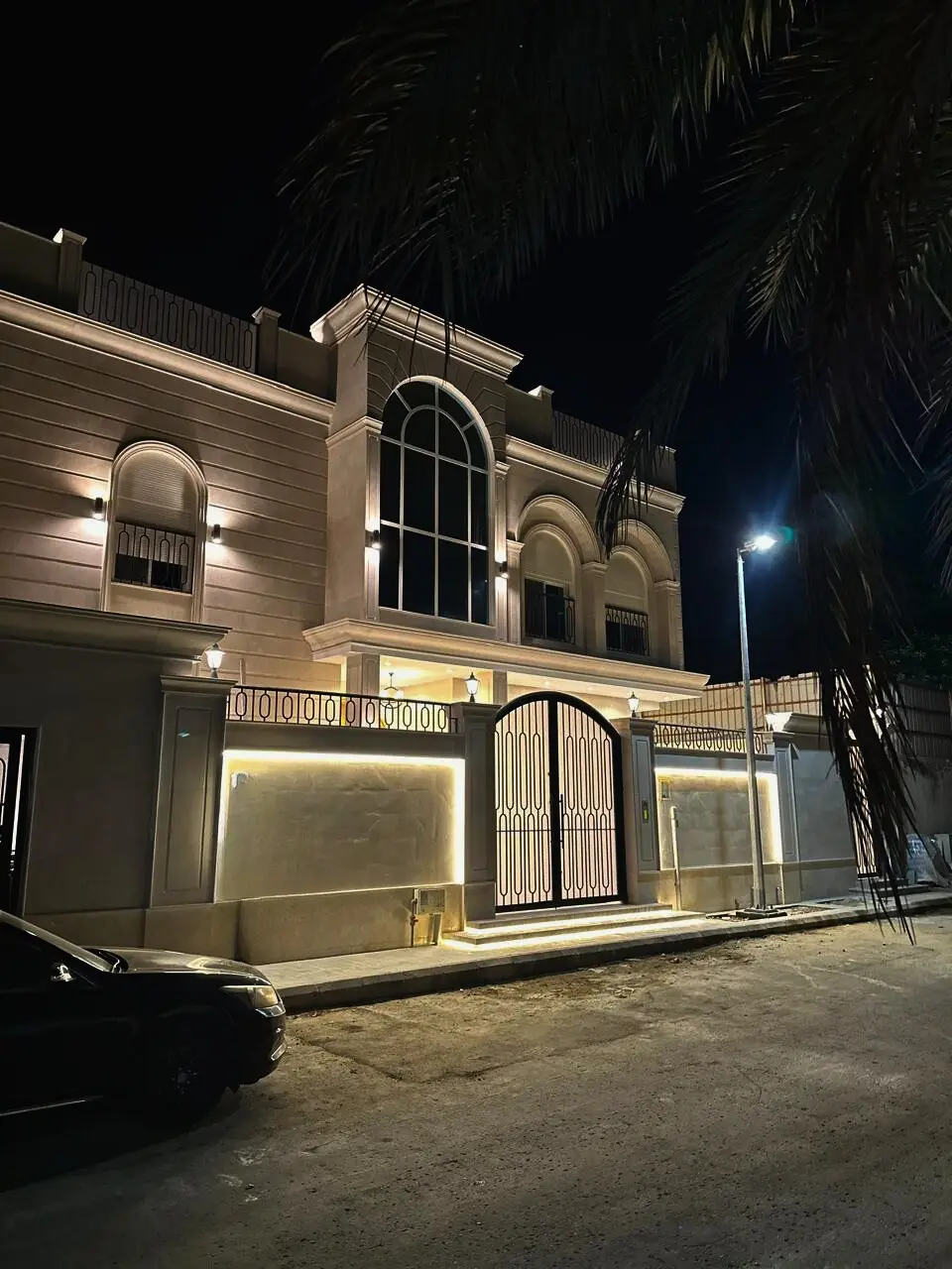 Modern Duplex Villa, a residential project by BRU CO. in Jeddah